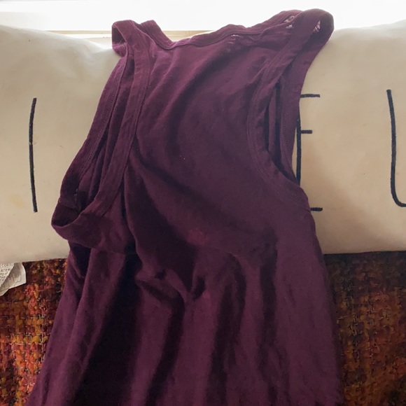 VS Pink workout tank top - Picture 2 of 3